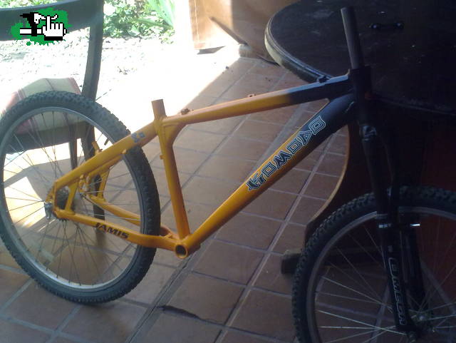 ESTA ES MI BICI NESECITO UN CONSEJO YO LA QUIERO ARMAR PARA DH CUANTO SUPLEMENTOS ME CONVIENE PONER 