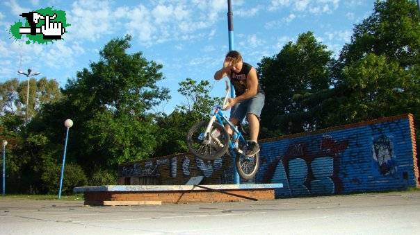 Bunny hop Barspin.