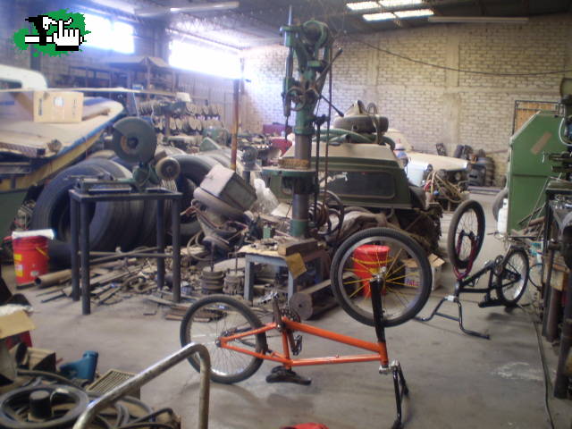 EN EL TALLER.