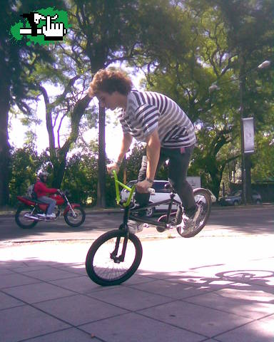 tirando footjam