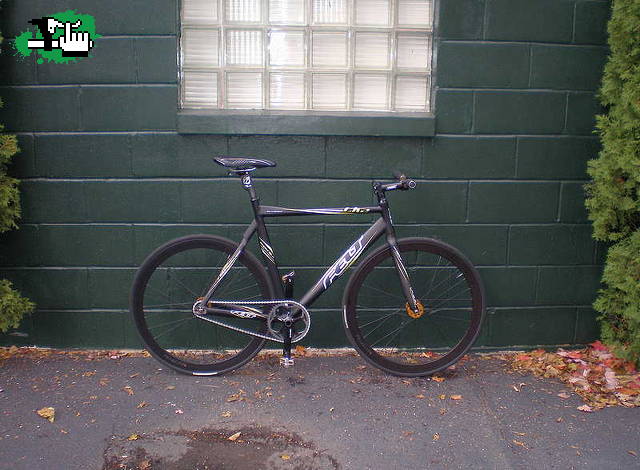 felt fixie