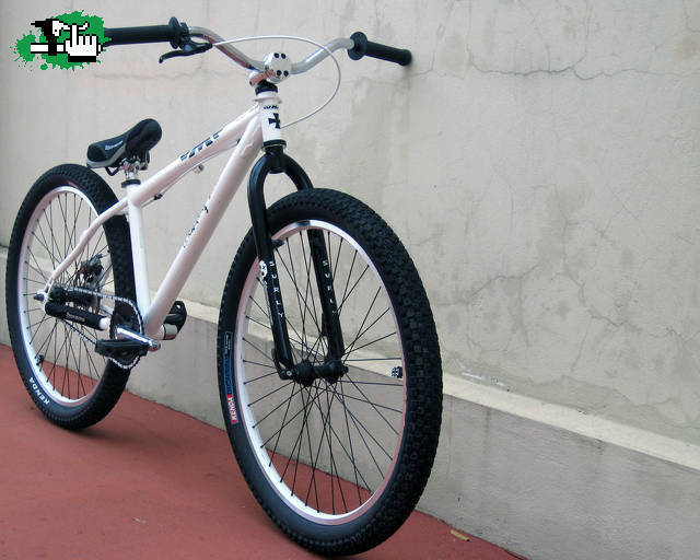 Todo el old schooll en mi Hardy Steel