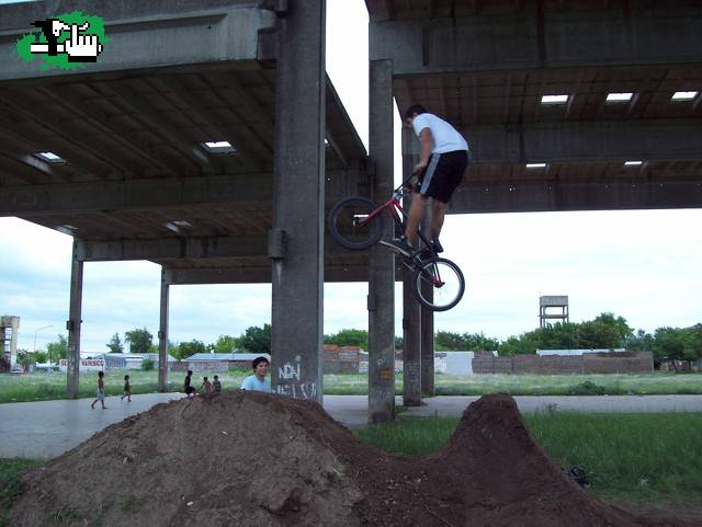 volando el dirt