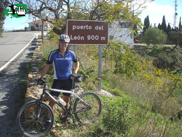 PUERTO DEL LEON