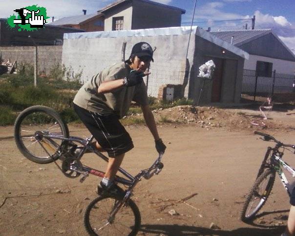 jodiendo