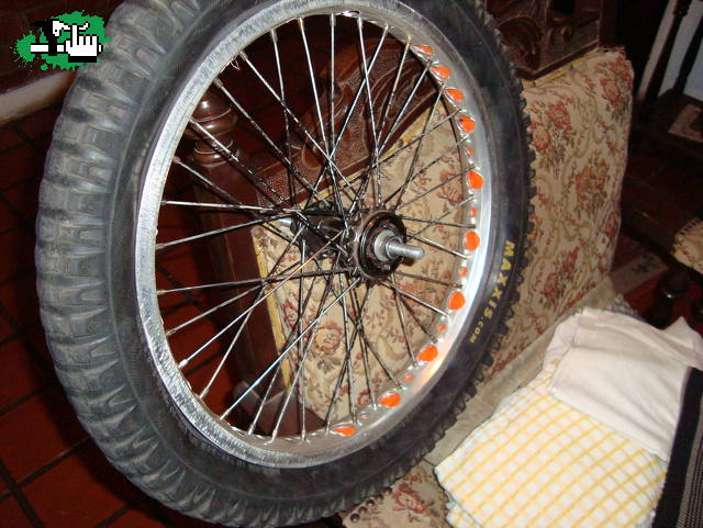 RUEDA COMPLETA 19'
