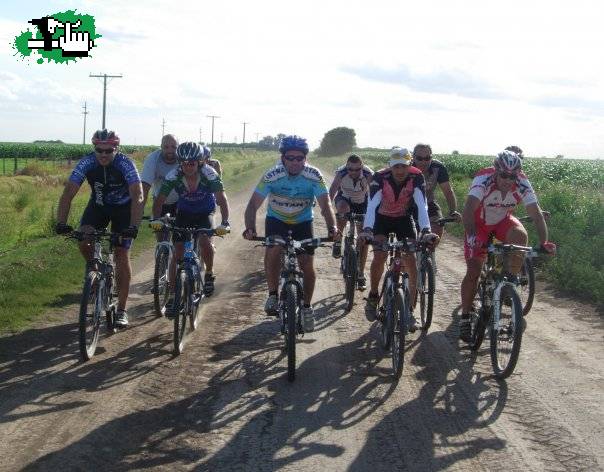 El equipo por el camino Real