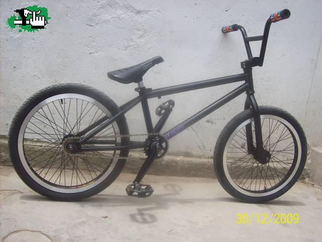 MI BIKE RECIEN ARMADA :)