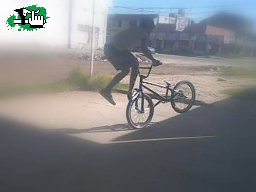 Footjam Wwhip + Video
