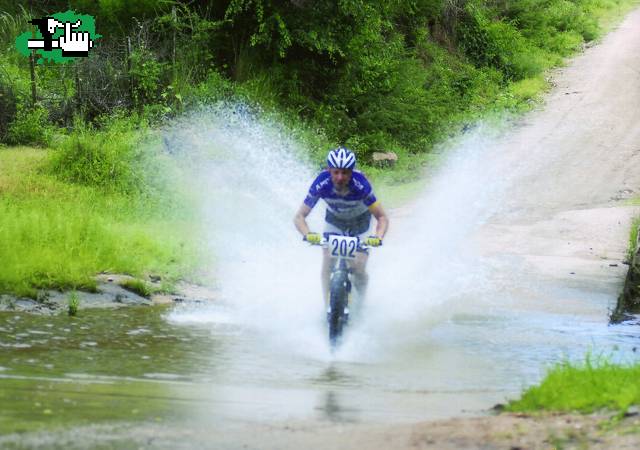 "OMBLIGO" abriendo las aguas