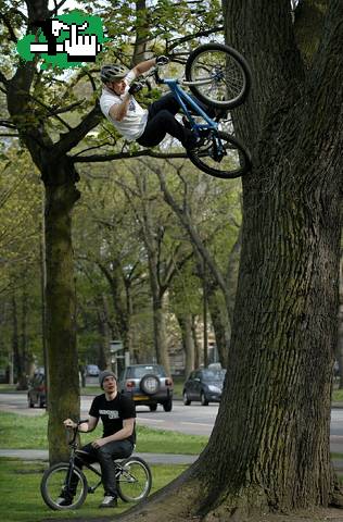 Vean este video! Danny MacAskill