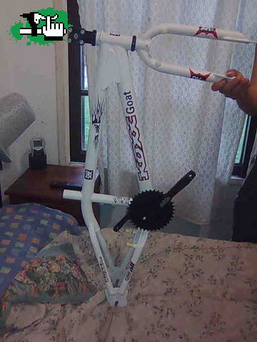 Que cuadro es? Mammoth? Pero que modelo? O cual es?
