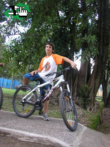 posando con mi bike