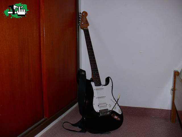 FENDER SUIER STRAT CALIFORNIANA