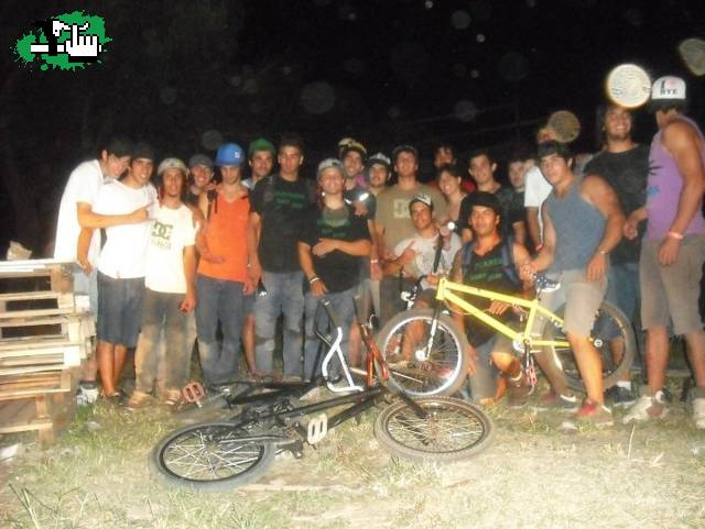 ja los pibes en la dirts jam