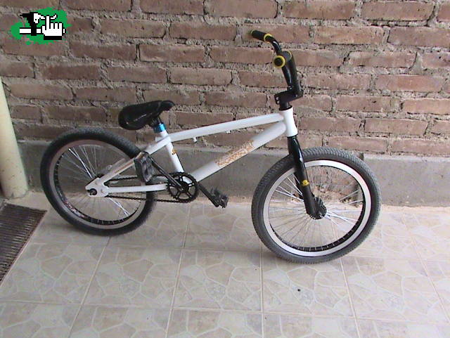 bmx asfalto :)