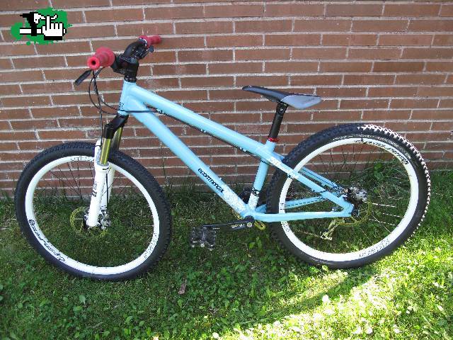 commencal