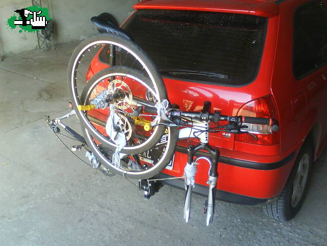 Probando el portabici antes de pinto