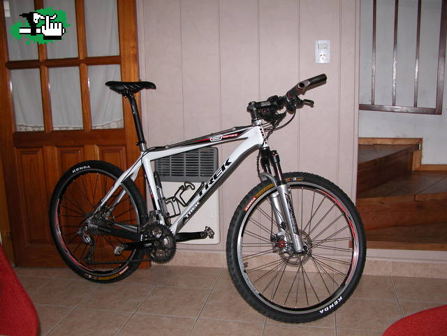 Kenda Klimax lite 345.  En la trek