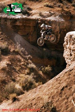 DH 30 DE MAYO TANDIL