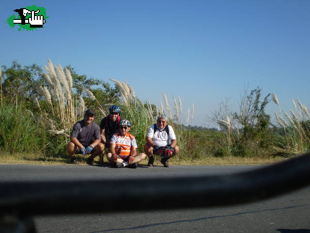 Los 3 chiflados del pedal: Isla Santiago