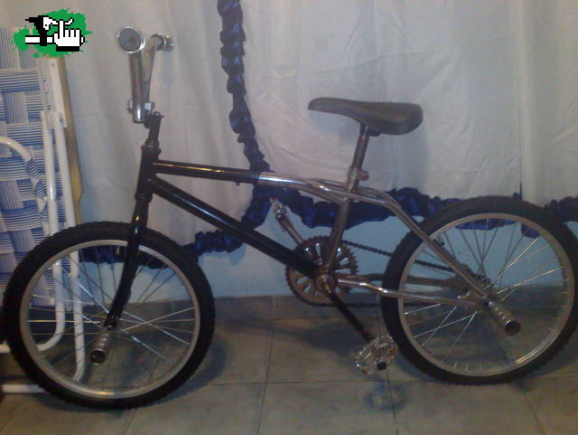 bueno mi bike antes de pintar 