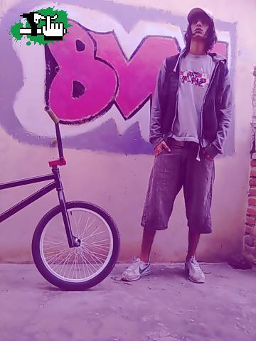 Pose Pose Pose