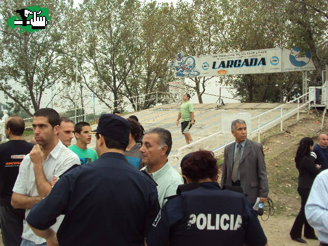 ayudemos a que no destruyan el circuito de vicente lopez!!!! S.O.S BMX!!!!!