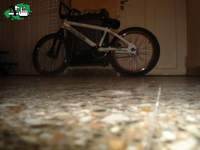 vendo mirra por partes