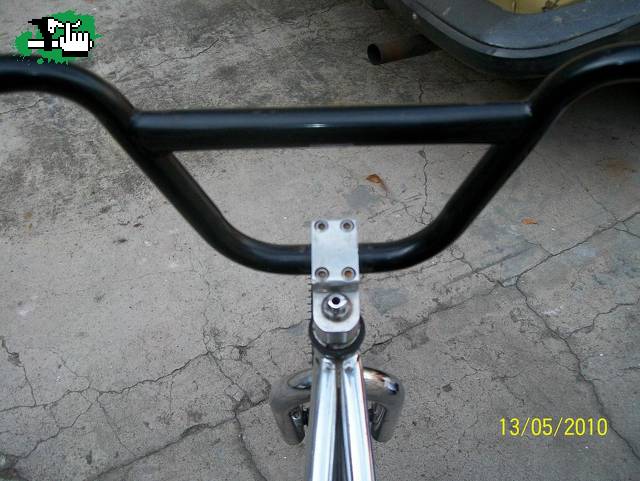 mi estem vino en la bici y se la rrrreeee banca :):D 