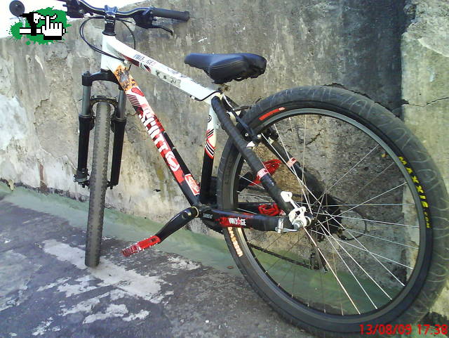 me robaron mi bike!!! EN EL CENTRO Y VAN 6 MESES SIN LA NAVE Q NO APARECE!!