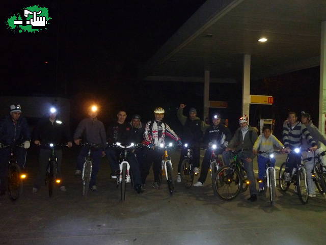 Pedaleada nocturna en Pereyra increible! 