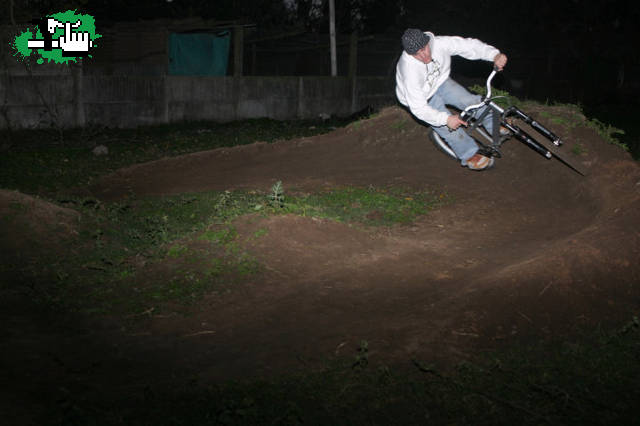 Peralte del Pump track de San Lorenzo