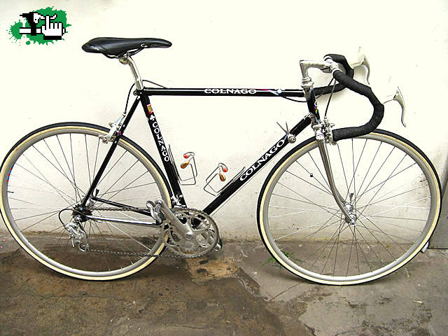 Colnago Superissimo... gracias a "il Capo" de Cacho que me consiguió y restauro esta máquina..