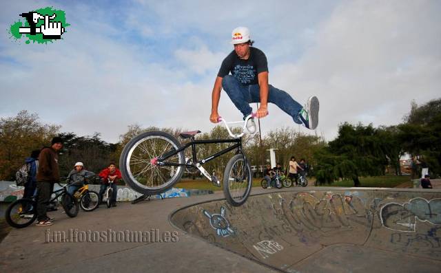 downside tailwhip (y
