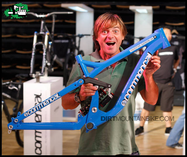 Commencal 2011: Supreme DH Prototipo
