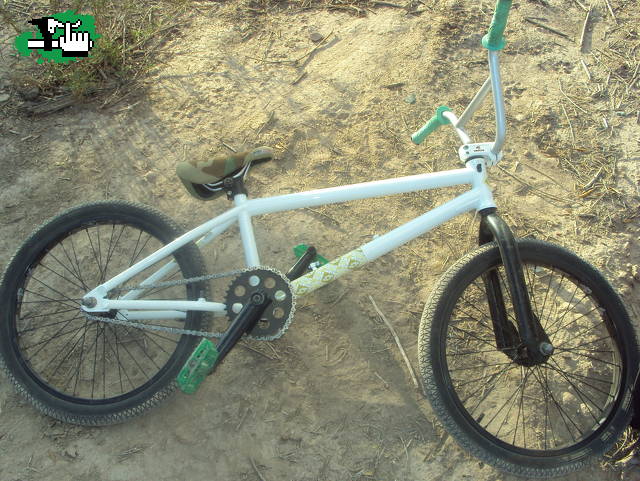volvii a btt jeje . y les traigo mi nueva bike (premium josh harrignton)