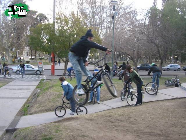 x-up en la plaza ESPAÑA en san juan