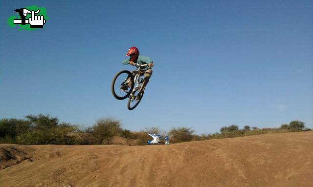 SALTANDO!