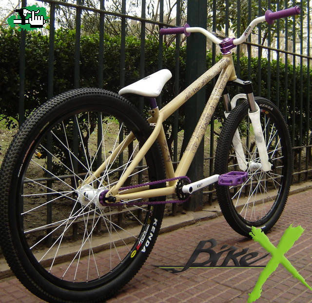 Nueva Bike BlackMarket Malice