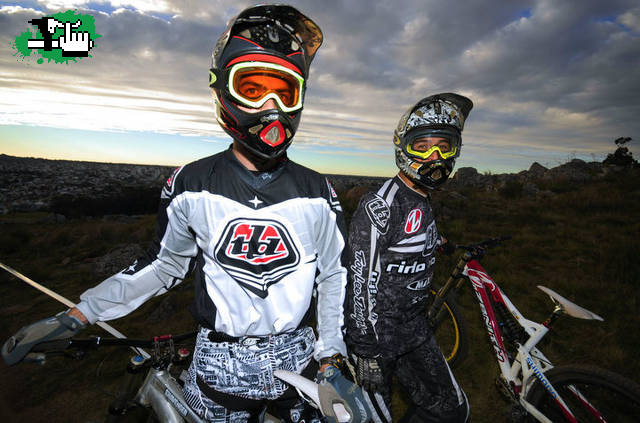 3 ROUND OPEN SHIMANO TANDIL