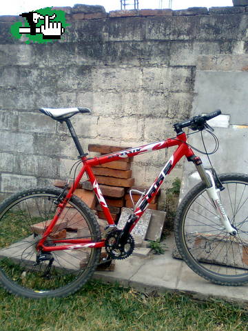 les comento lo q tiene la bike