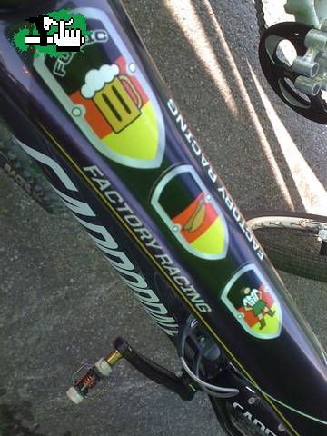LA BICI DE MANUEL FUMIC (GENIAL)
