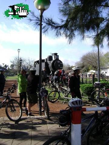 Trenes, Perros y Bicicletas