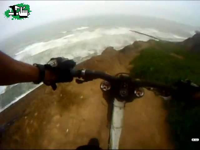 VIDEO..CHASQUIBIKER...LIMA-PERU