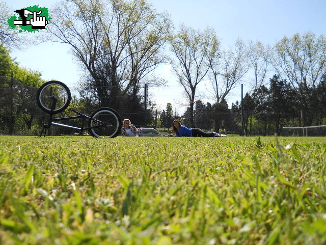 la bike y mis hermanas