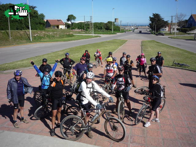 buenos compañeros de aventuras en necochea