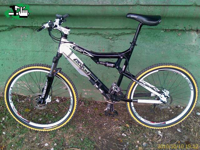 Mi Frankestein(Hecha con piezas de otras bicis)