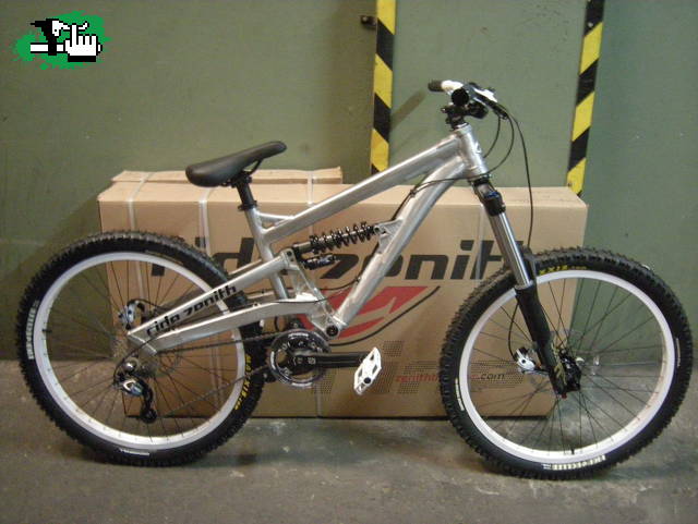 Zenith XXX 2011