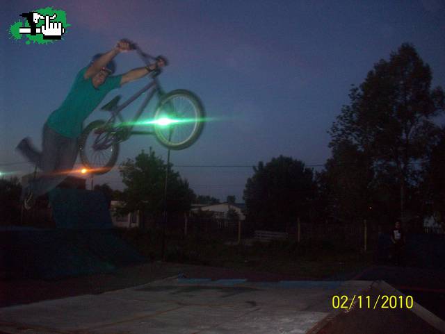 whip de martin y spot